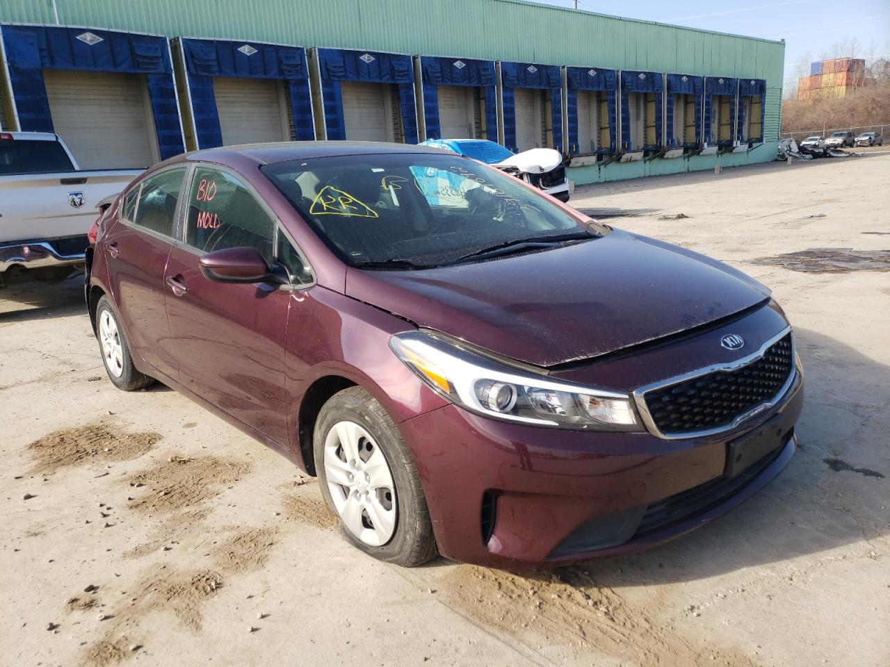 Photo 1 from auction – 2017 KIA FORTE LX with VIN 3KPFK4A77HE129542
