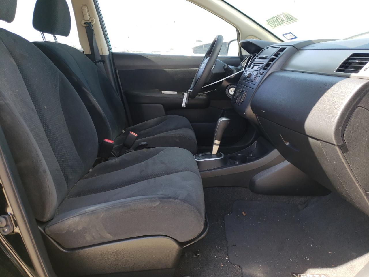 صورة رقم 5 من المزاد - 2011 NISSAN VERSA S مع VIN 3N1BC1CP3BL386579