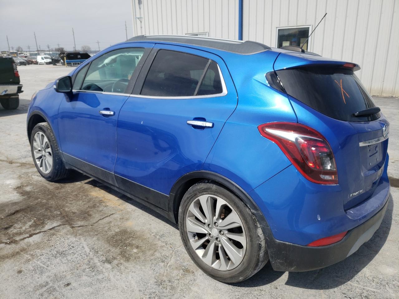 Photo 3 from auction – 2017 BUICK ENCORE PRE with VIN KL4CJASB8HB010655