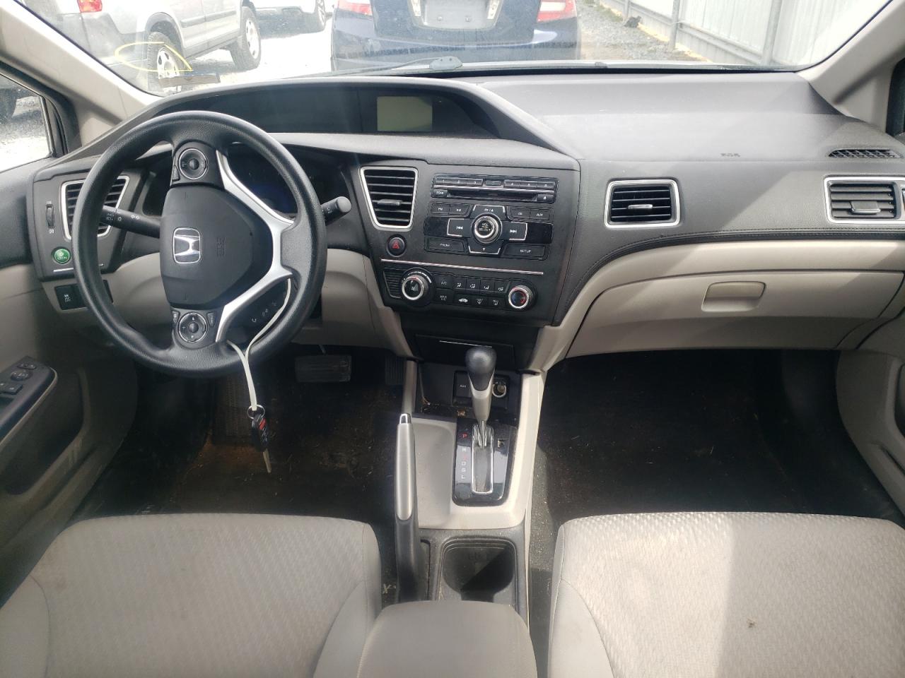 Photo 9 from auction – 2014 HONDA CIVIC LX with VIN 19XFB2F51EE084590