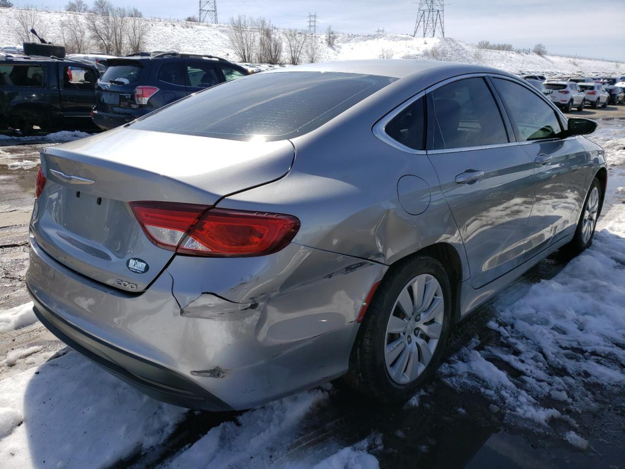 Photo 4 from auction – 2015 CHRYSLER 200 LX with VIN 1C3CCCFB9FN560632