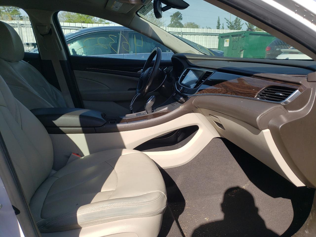 Photo 5 from auction – 2017 BUICK LACROSSE E with VIN 1G4ZP5SS0HU137969