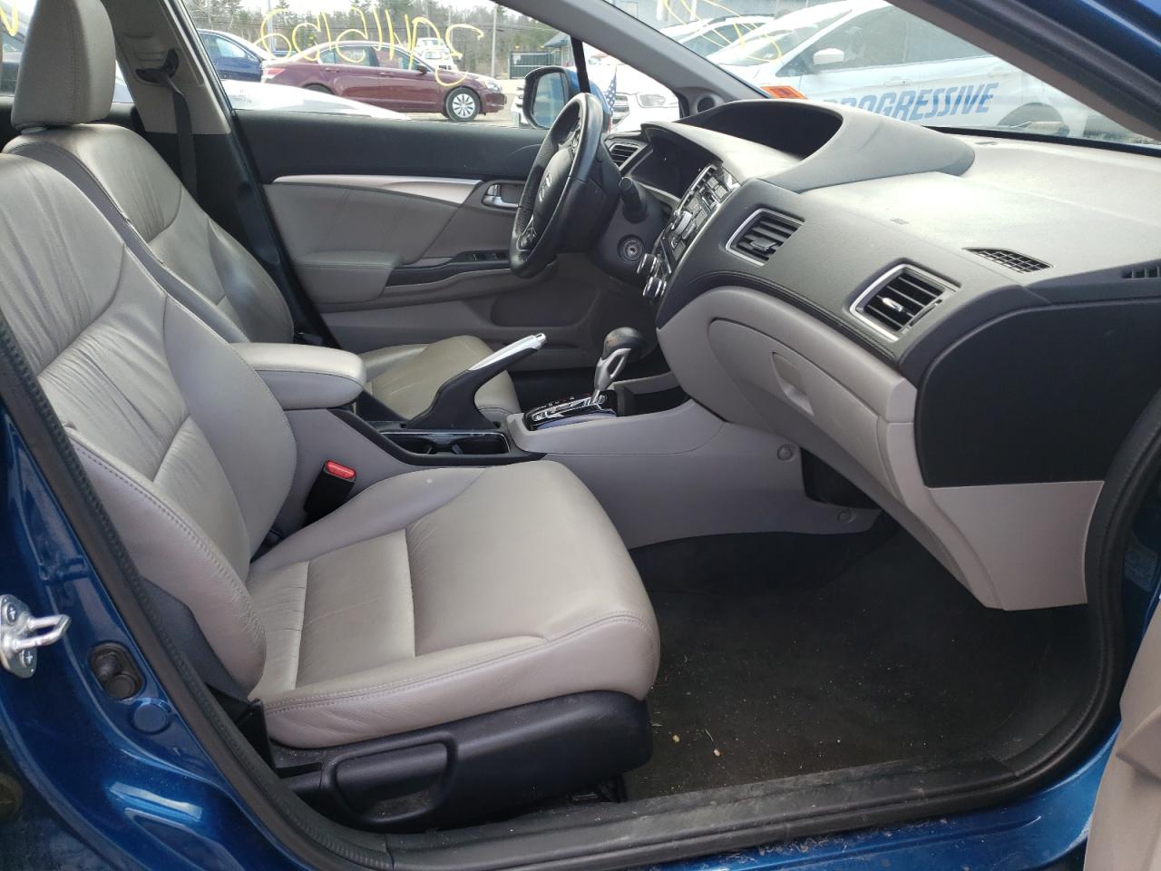 Photo 5 from auction – 2013 HONDA CIVIC EXL with VIN 19XFB2F90DE256660