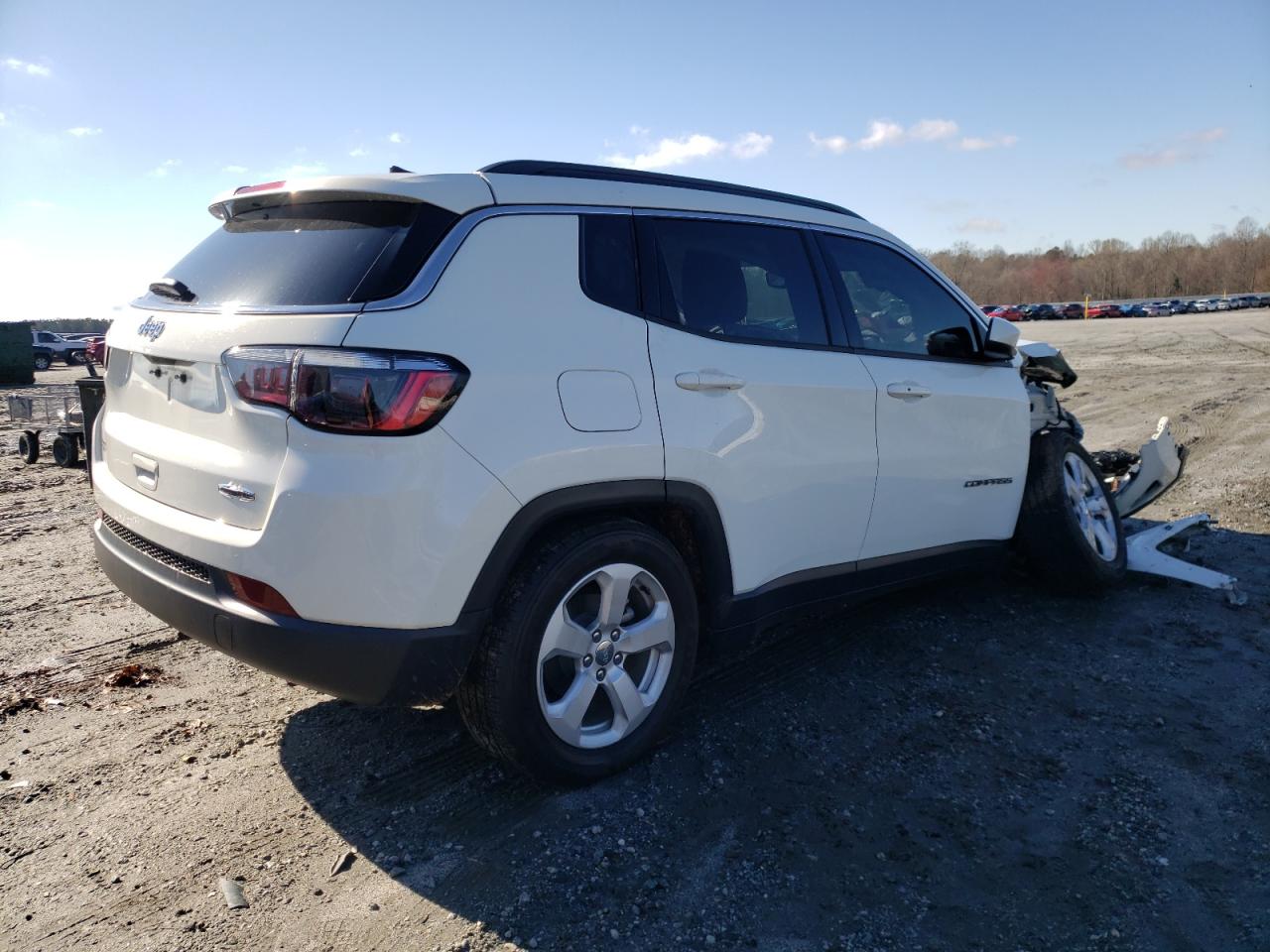 Photo 4 from auction – 2021 JEEP COMPASS LA with VIN 3C4NJCBB6MT510333