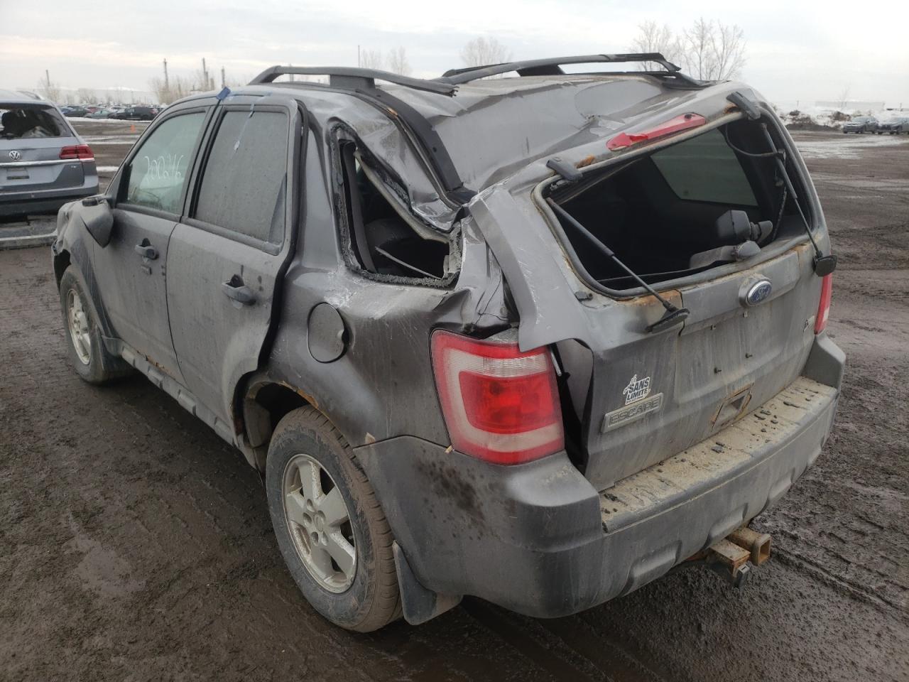 Photo 3 from auction – 2011 FORD ESCAPE XLT with VIN 1FMCU0DG3BKB87004