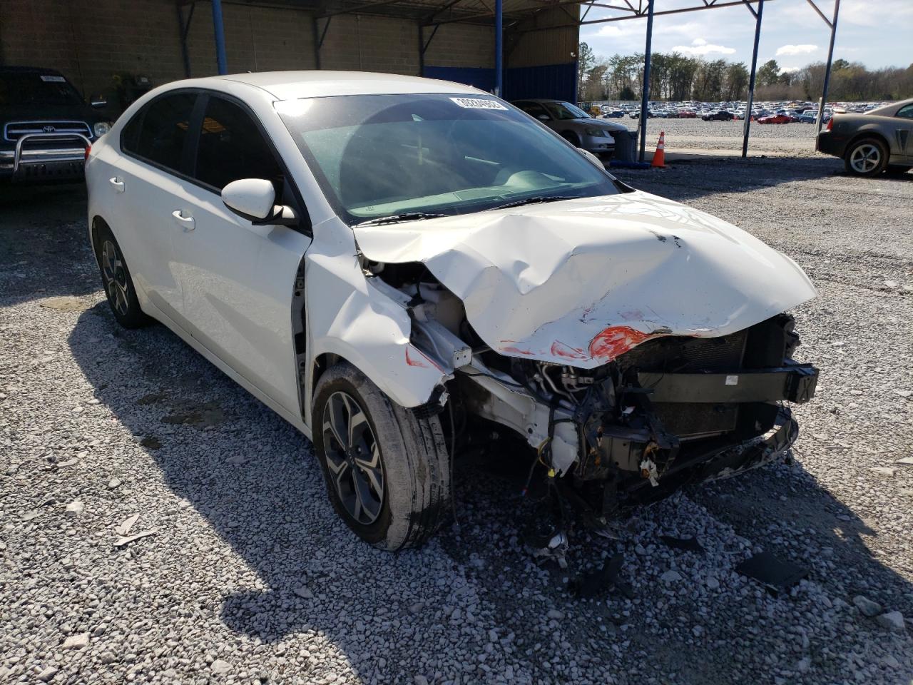 KIA FORTE FE 2019 with VIN 3KPF24AD4KE061617 - Photo from auction
