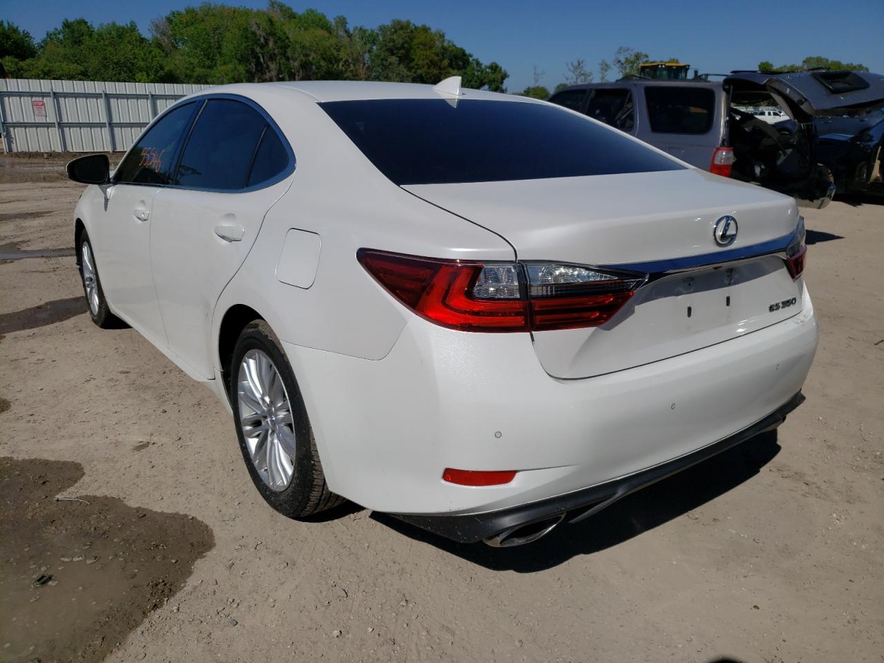 Photo 3 from auction – 2016 LEXUS ES 350 with VIN 58ABK1GGXGU017715
