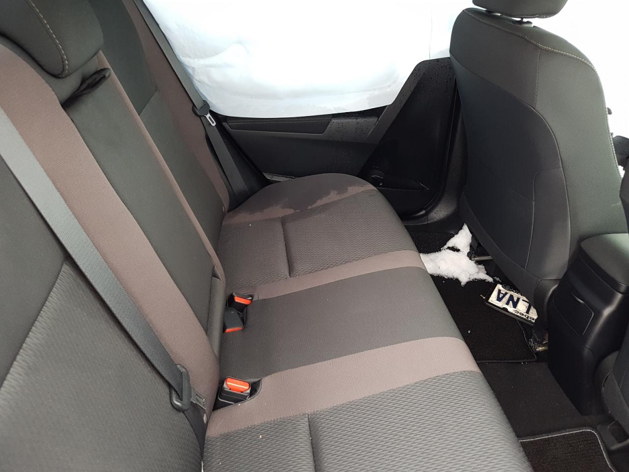 Photo 6 from auction – 2017 TOYOTA COROLLA L with VIN 2T1BURHE2HC834323