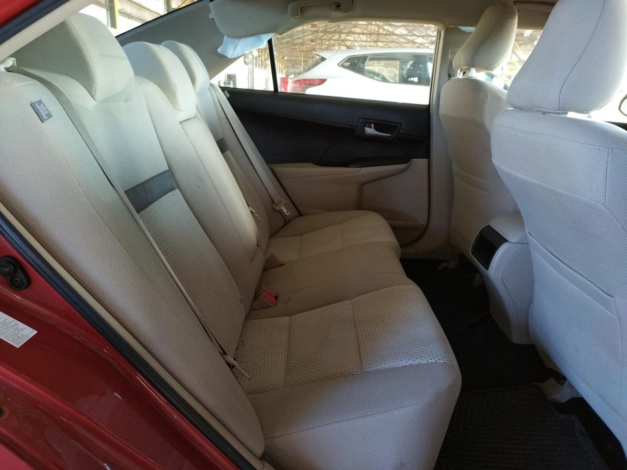 Photo 6 from auction – 2014 TOYOTA CAMRY L with VIN 4T4BF1FK8ER433590