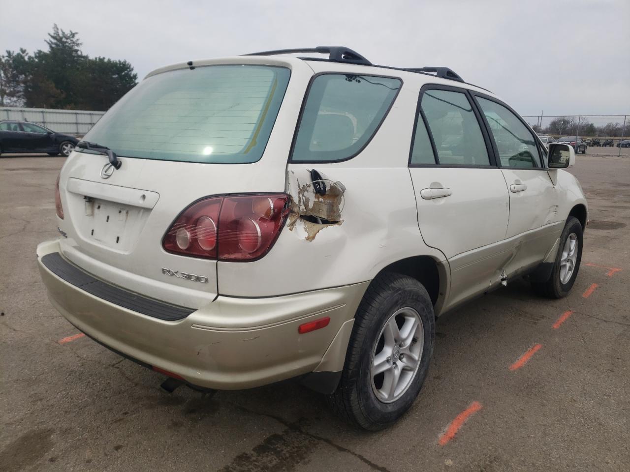 Photo 4 from auction – 2000 LEXUS RX 300 with VIN JT6HF10U2Y0161222