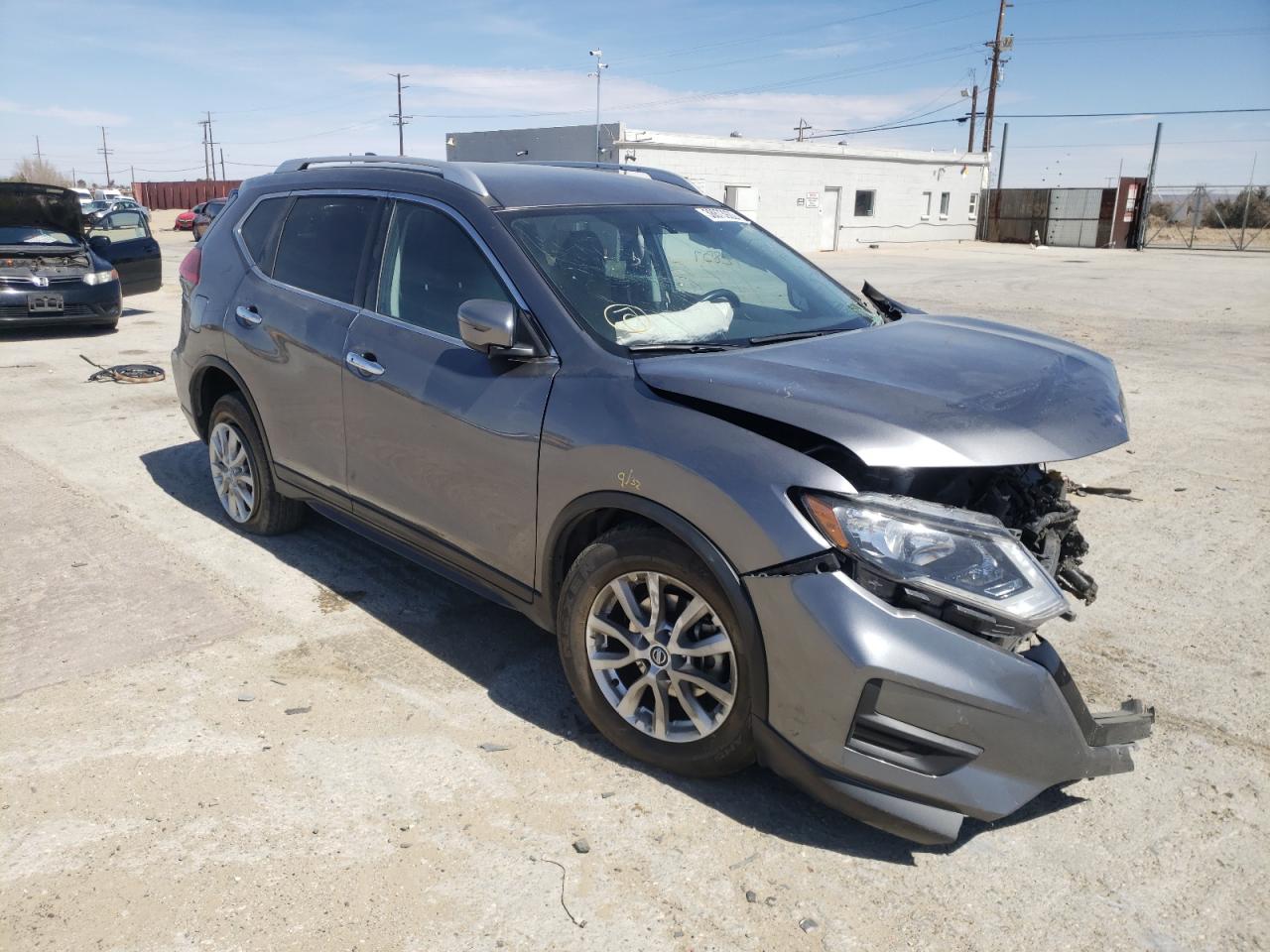 NISSAN ROGUE S 2017 with VIN KNMAT2MTXHP538302 - Photo from auction