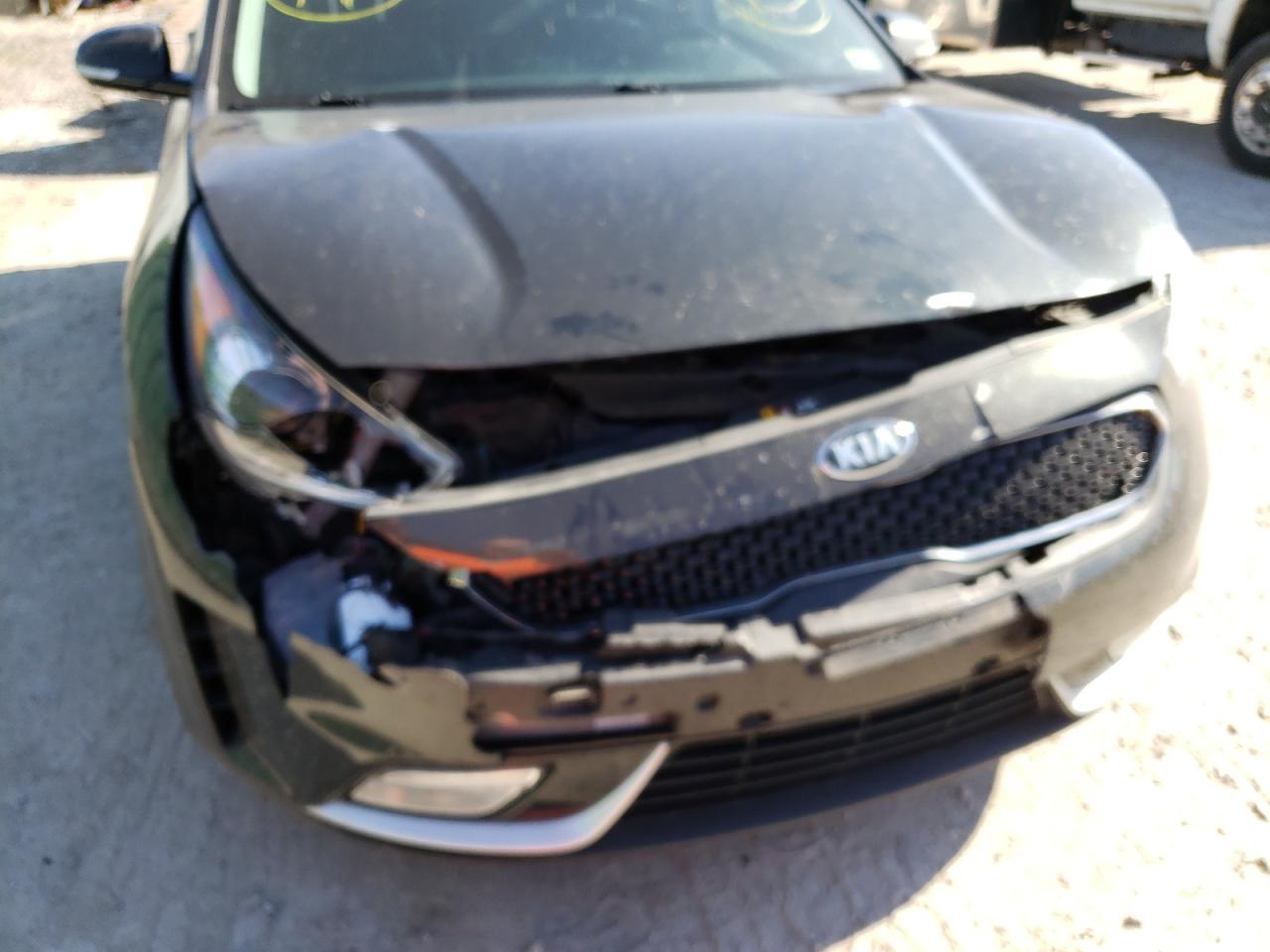 Photo 9 from auction – 2017 KIA NIRO EX with VIN KNDCC3LC4H5066349