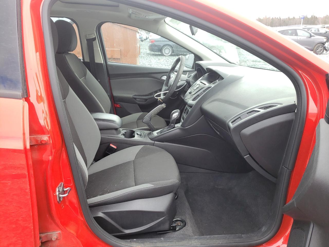 Photo 5 from auction – 2013 FORD FOCUS SE with VIN 1FADP3K2XDL238607