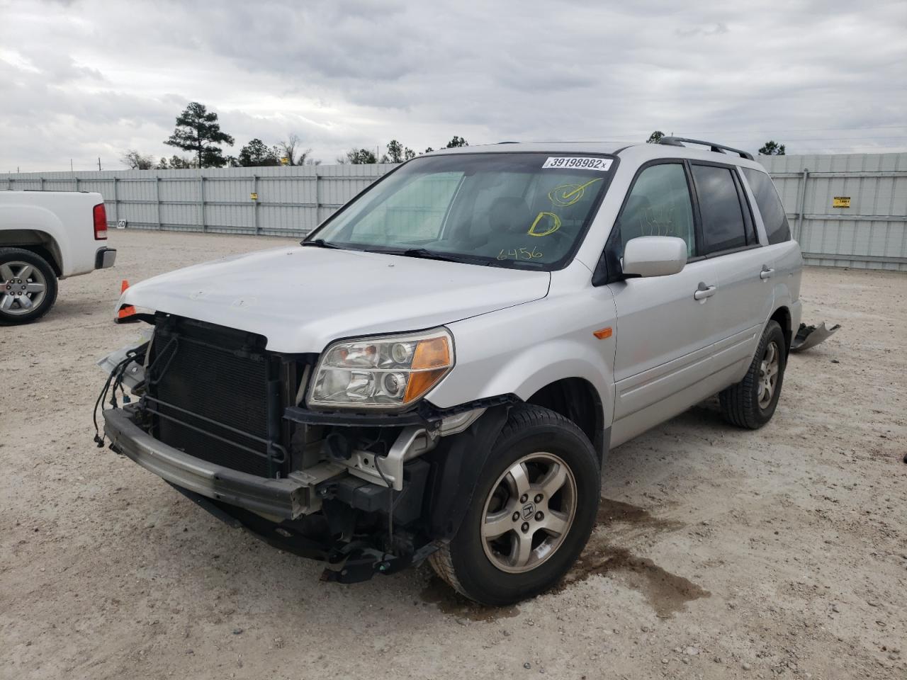Photo 2 from auction – 2007 HONDA PILOT EXL with VIN 5FNYF28567B046456