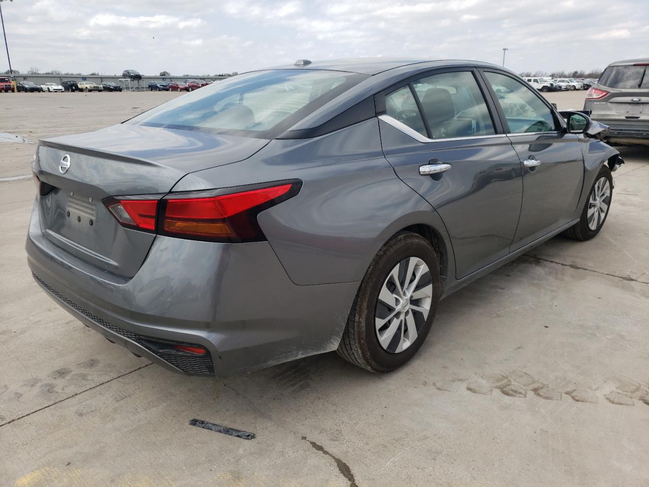 Photo 4 from auction – 2019 NISSAN ALTIMA S with VIN 1N4BL4BV5KC243844