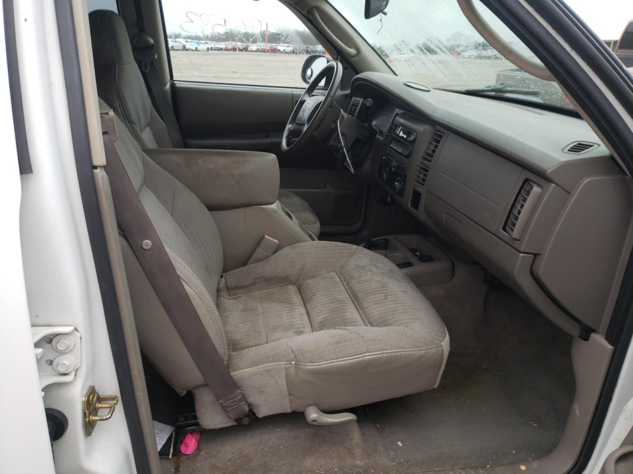 Photo 5 from auction – 2003 DODGE DURANGO SP with VIN 1D4HR38N23F620878