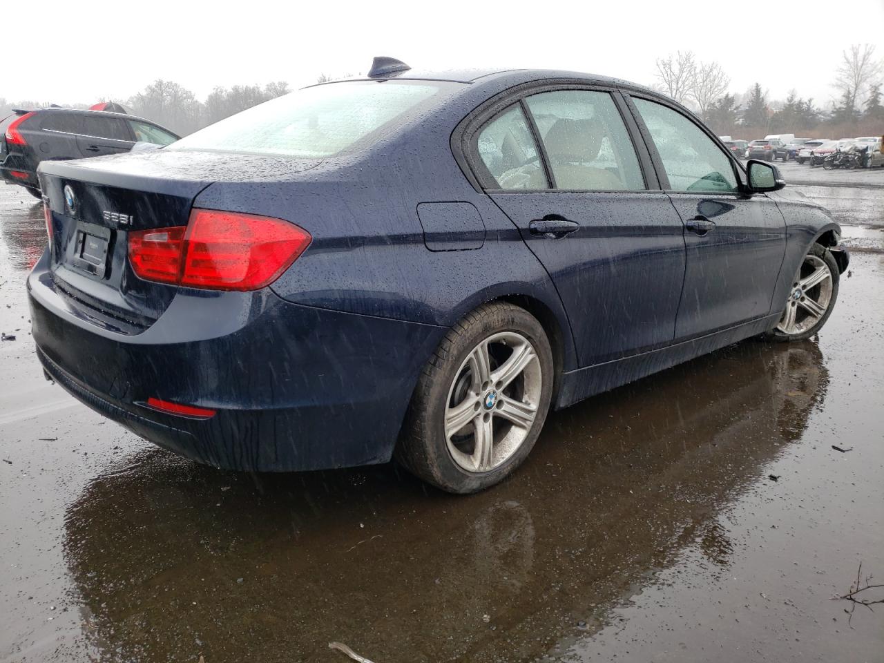 Photo 4 from auction – 2014 BMW 328 XI with VIN WBA3B3C59EJ979015