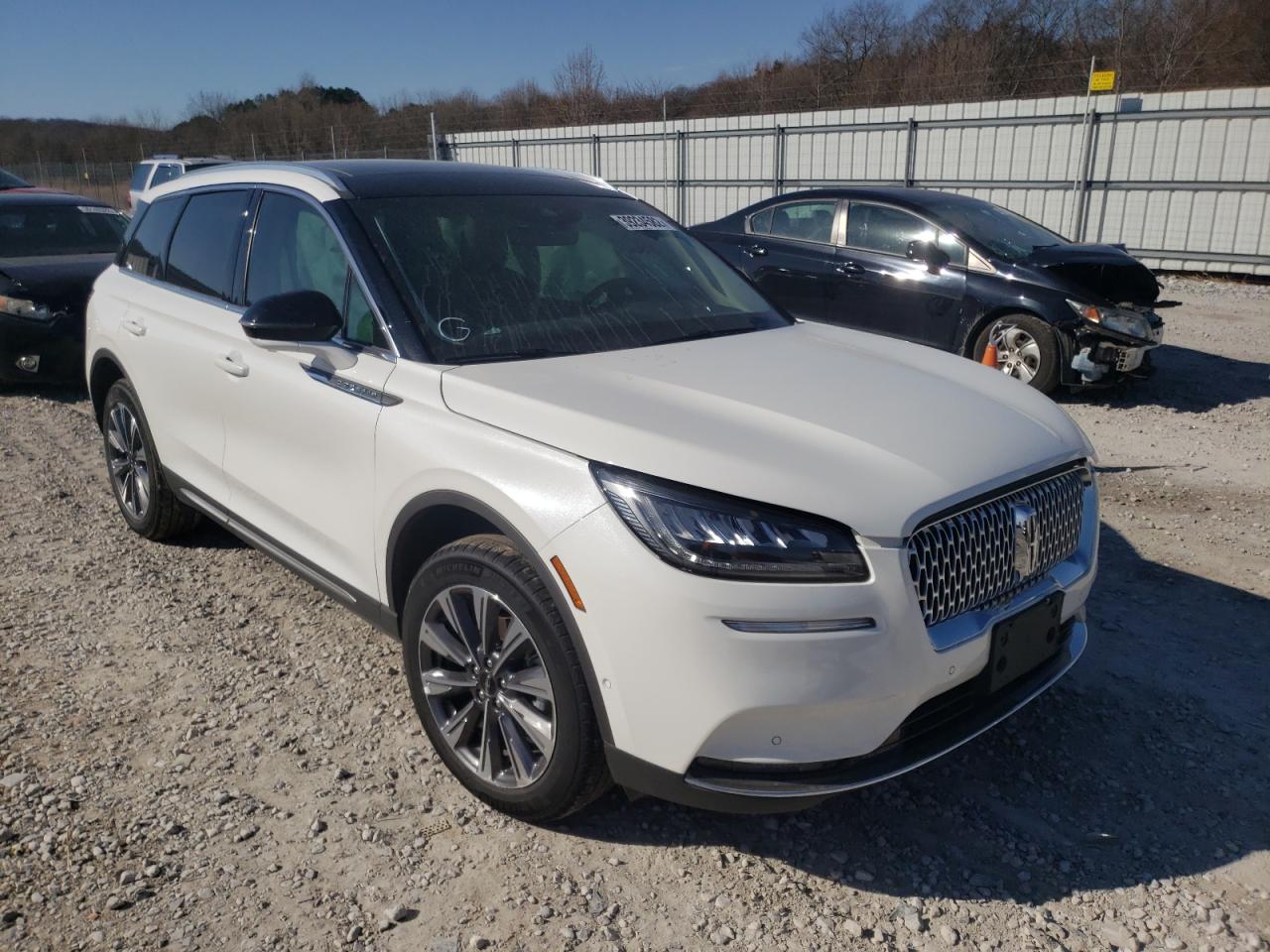 LINCOLN CORSAIR RE 2021 with VIN 5LMCJ2C9XMUL08042 - Photo from auction