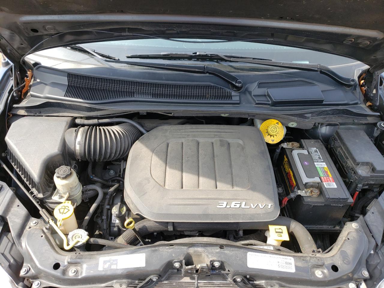 Photo 7 from auction – 2014 CHRYSLER TOWN & COU with VIN 2C4RC1CG2ER249622
