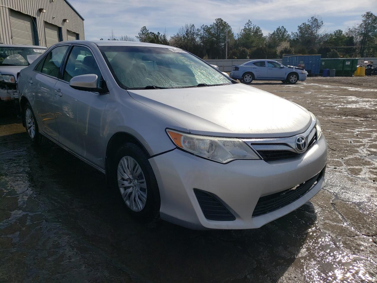 Photo 1 from auction – 2014 TOYOTA CAMRY L with VIN 4T4BF1FK4ER355275