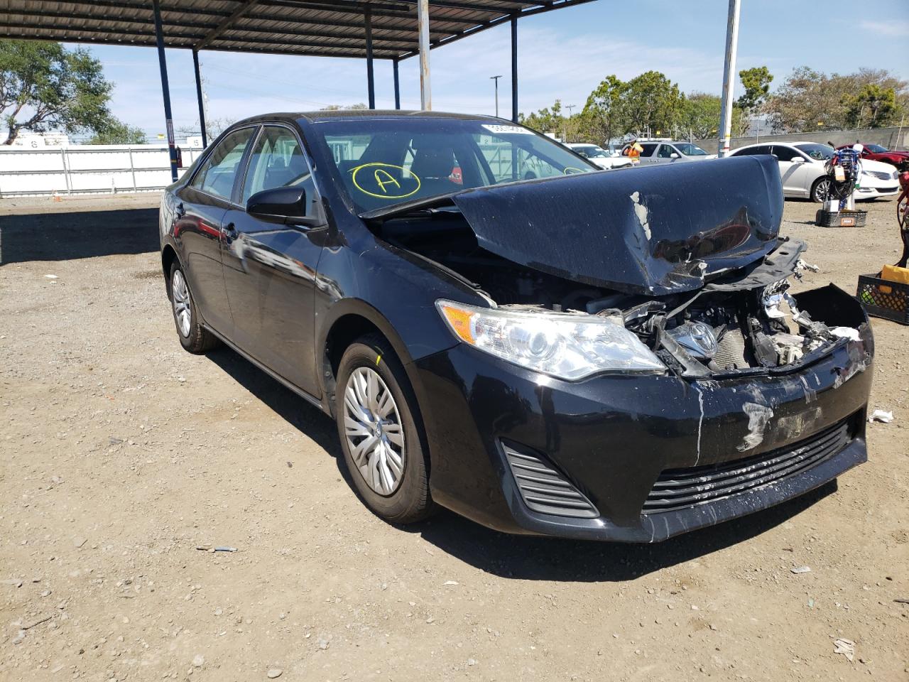 Photo 1 from auction – 2014 TOYOTA CAMRY L with VIN 4T4BF1FK1ER440901