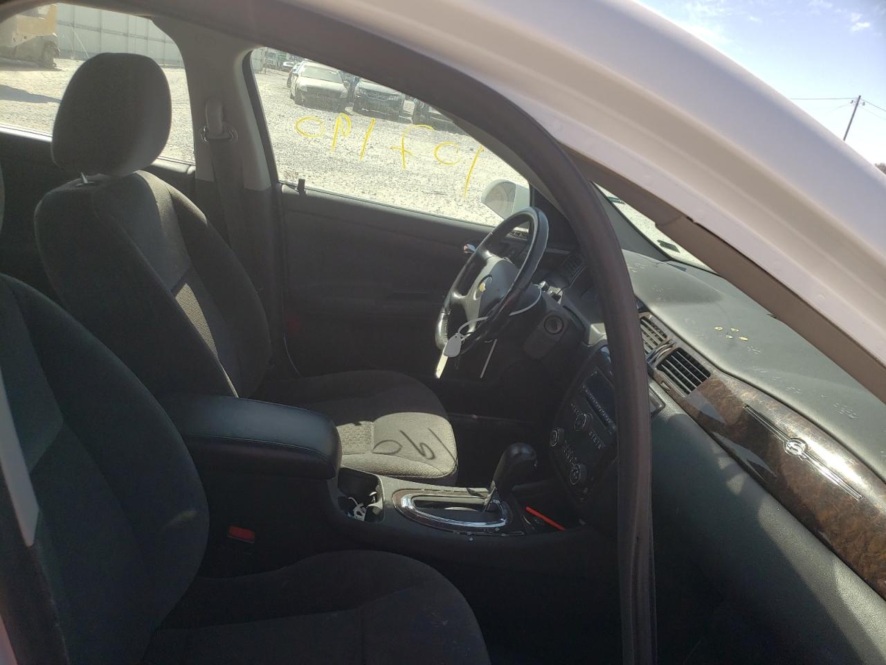Photo 5 from auction – 2014 CHEVROLET IMPALA LIM with VIN 2G1WB5E33E1161645