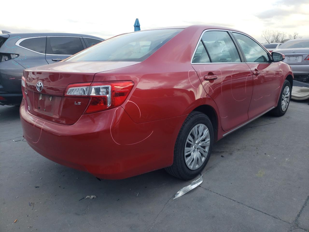 Photo 4 from auction – 2014 TOYOTA CAMRY L with VIN 4T4BF1FK4ER341778