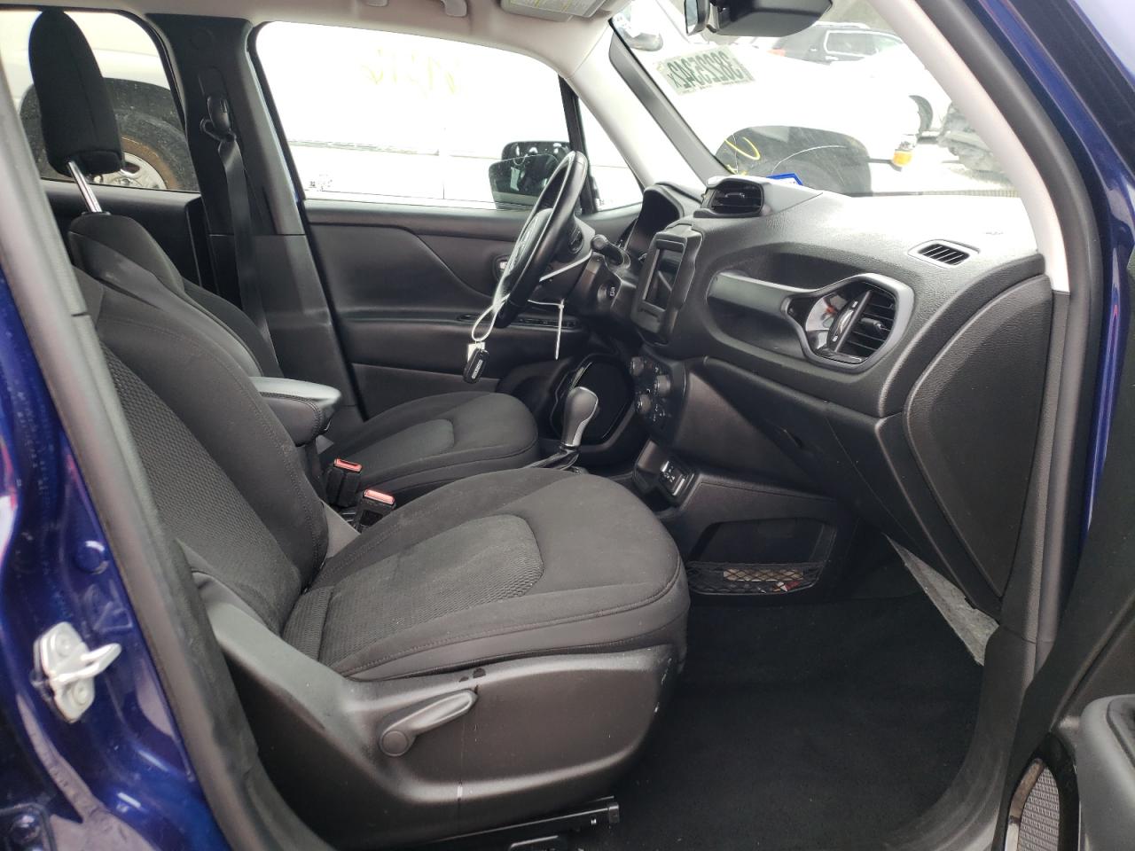 Photo 5 from auction – 2018 JEEP RENEGADE L with VIN ZACCJABBXJPH22134