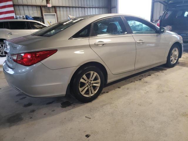 Photo 4 from auction – 2011 HYUNDAI SONATA GLS with VIN 5NPEB4AC6BH122576
