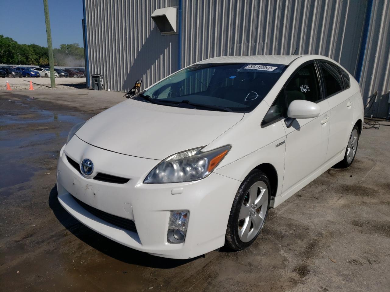 Photo 2 from auction – 2010 TOYOTA PRIUS with VIN JTDKN3DU8A0019132