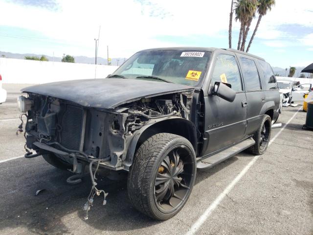 Photo 2 from auction – 2000 CADILLAC ESCALADE with VIN 1GYEK13R2YR167400