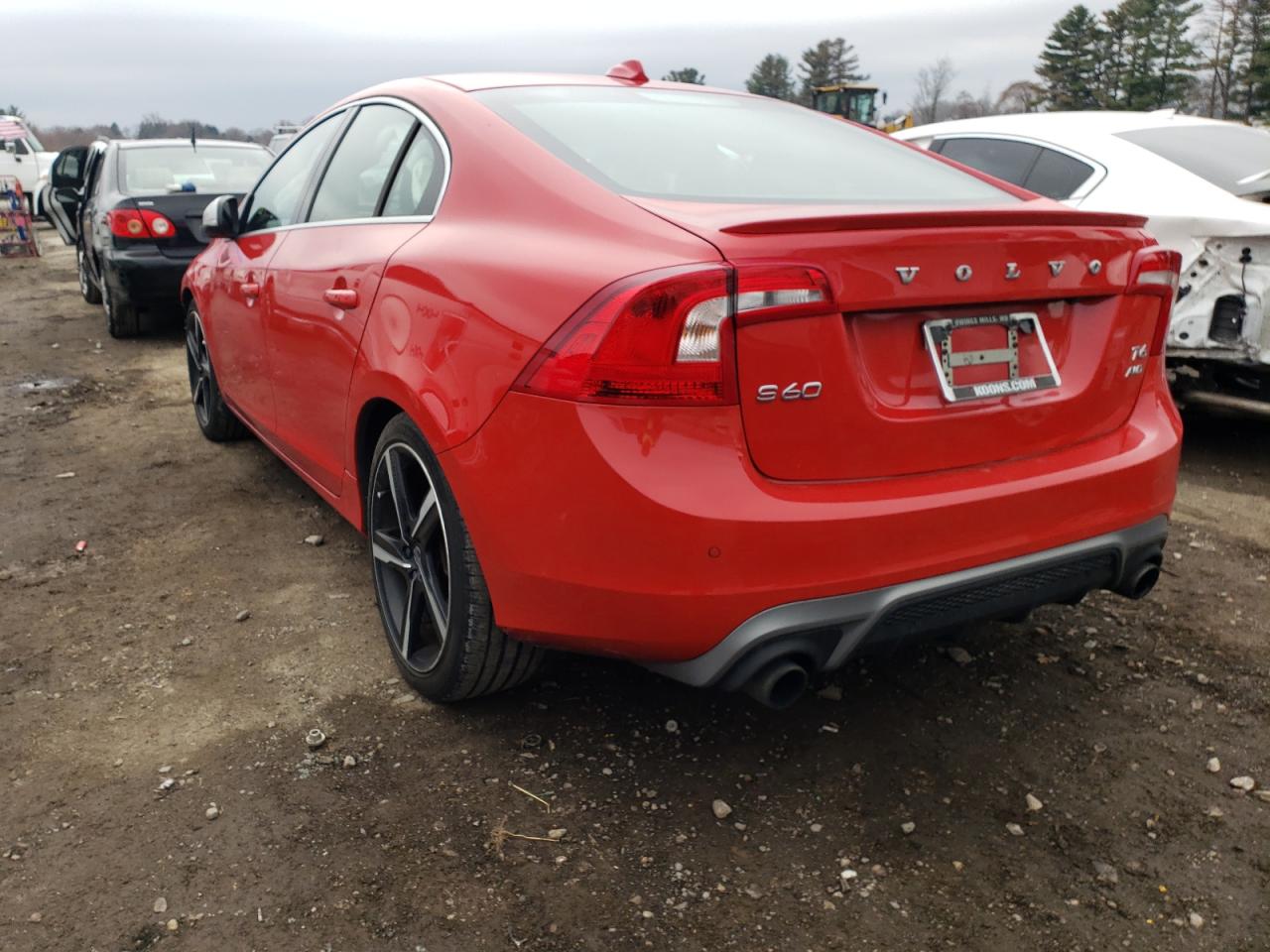 Photo 3 from auction – 2016 VOLVO S60 R DESI with VIN YV149MTP2G2413604