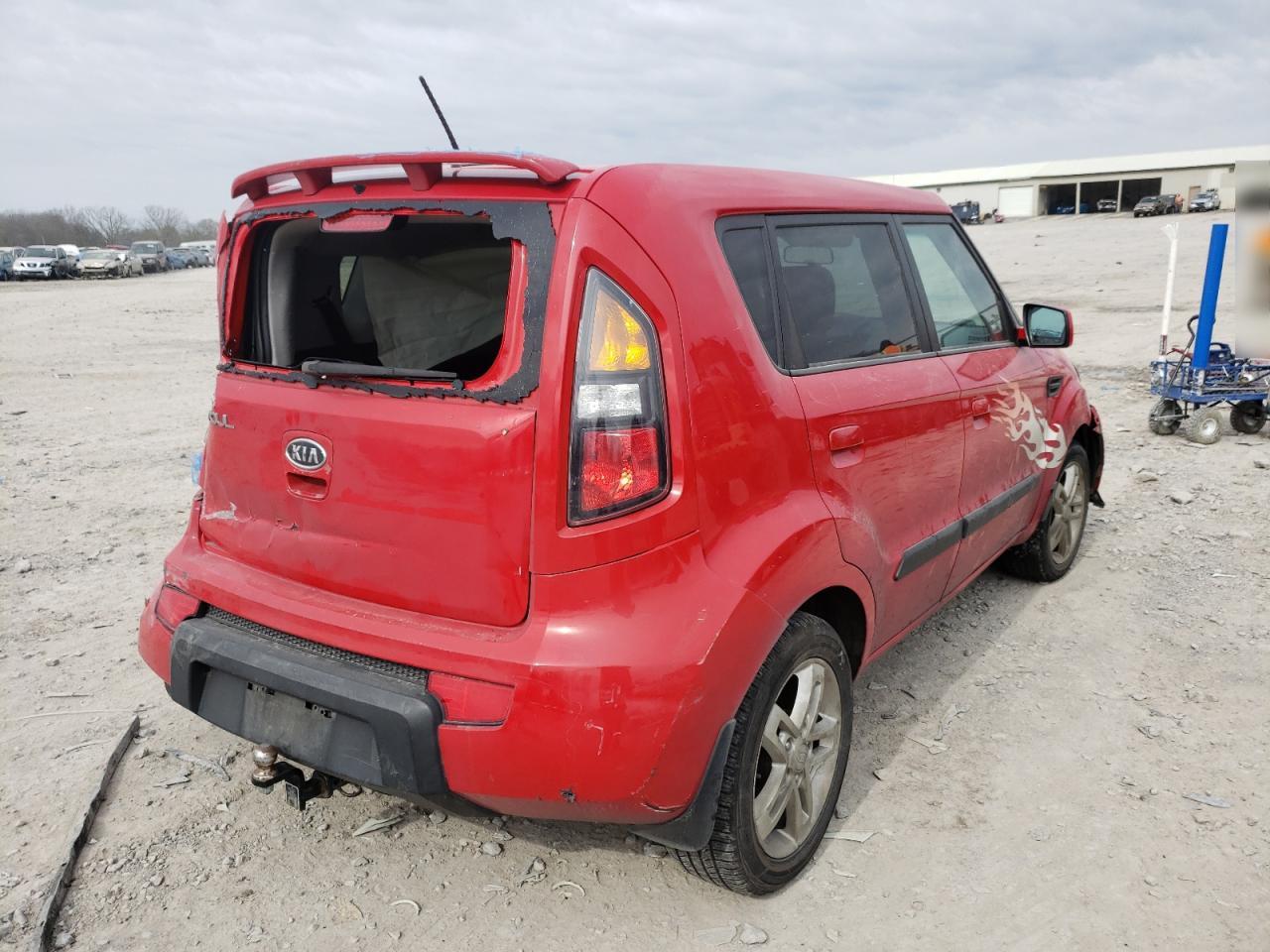 Photo 4 from auction – 2010 KIA SOUL + with VIN KNDJT2A25A7067905