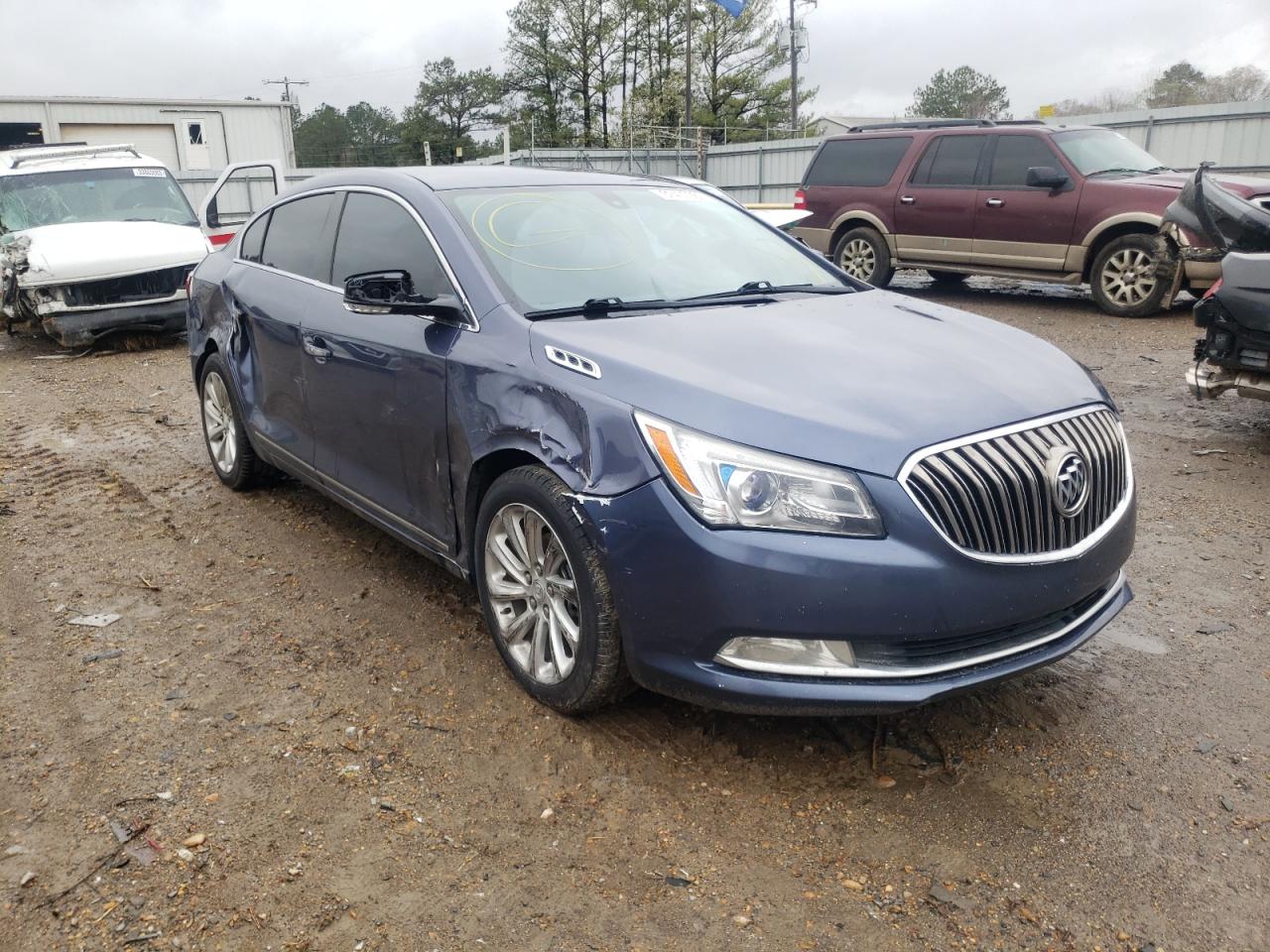BUICK LACROSSE 2014 with VIN 1G4GB5GR8EF271267 - Photo from auction