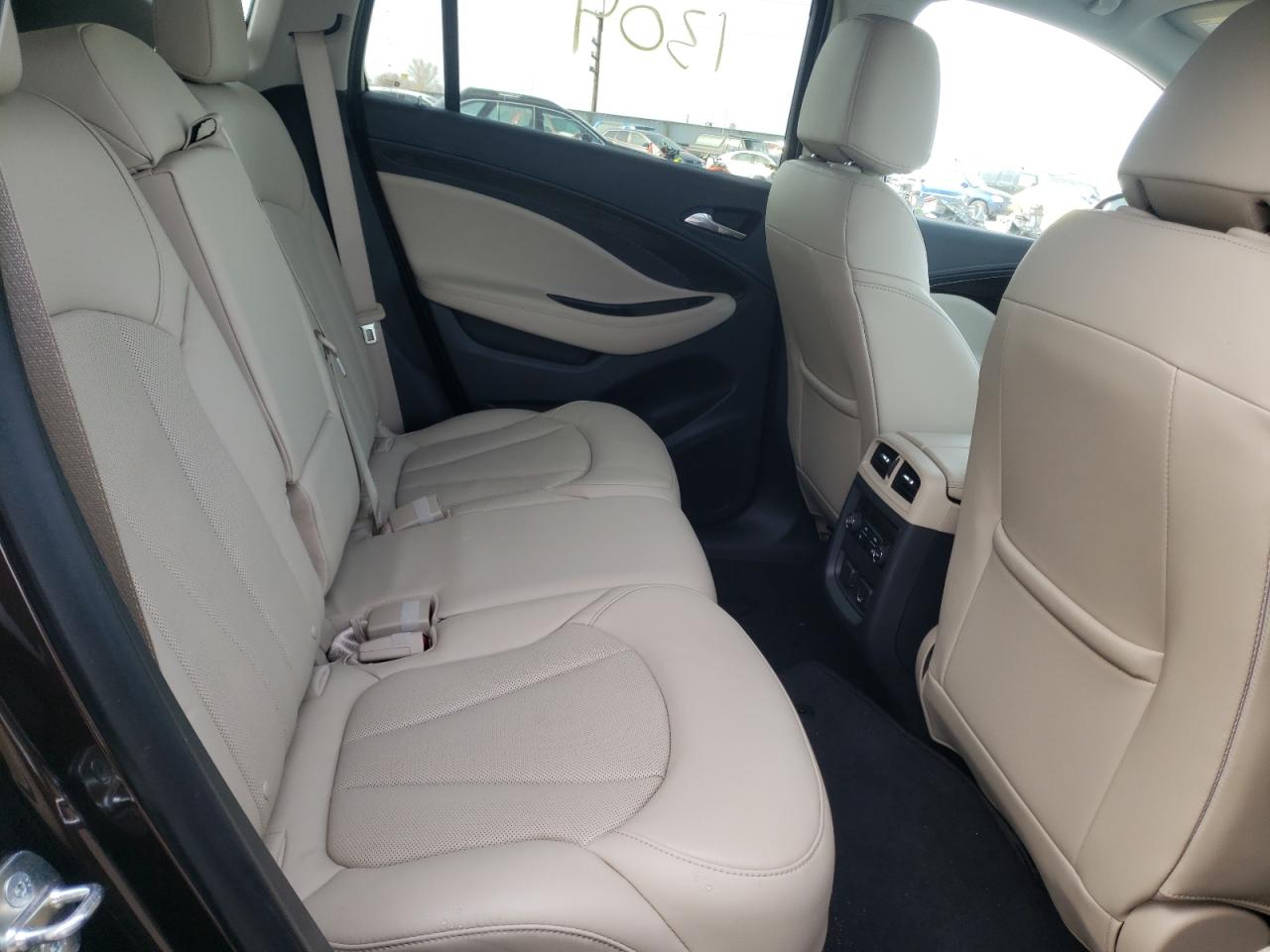 Photo 6 from auction – 2020 BUICK ENVISION P with VIN LRBFX3SX1LD177945