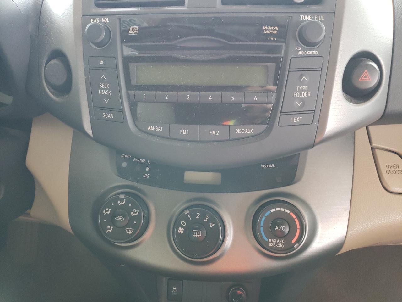 Photo 9 from auction – 2010 TOYOTA RAV4 with VIN 2T3ZF4DV7AW027325