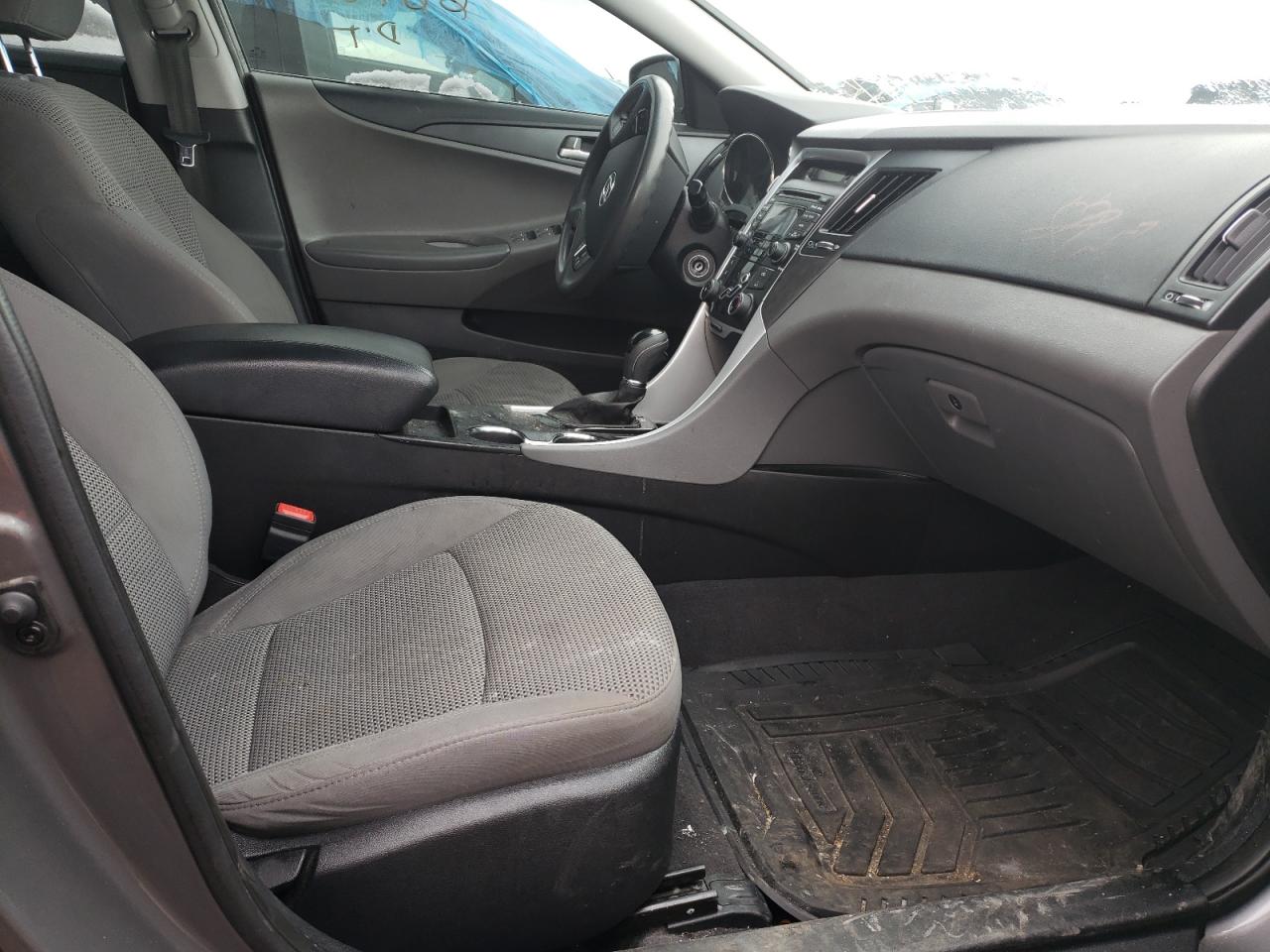 Photo 5 from auction – 2013 HYUNDAI SONATA GLS with VIN 5NPEB4AC6DH520549