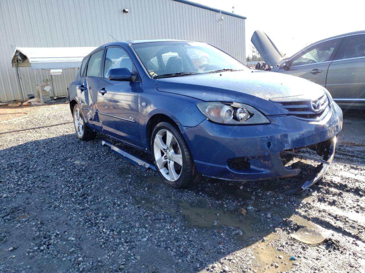 MAZDA 3 HATCHBAC 2005 with VIN JM1BK143451239243 - Photo from auction
