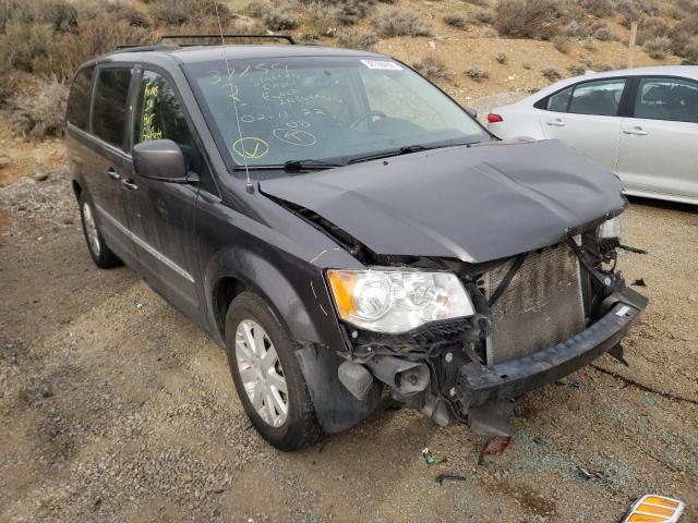 Photo 3 from auction – 2015 CHRYSLER TOWN & COU with VIN 2C4RC1BG7FR716049