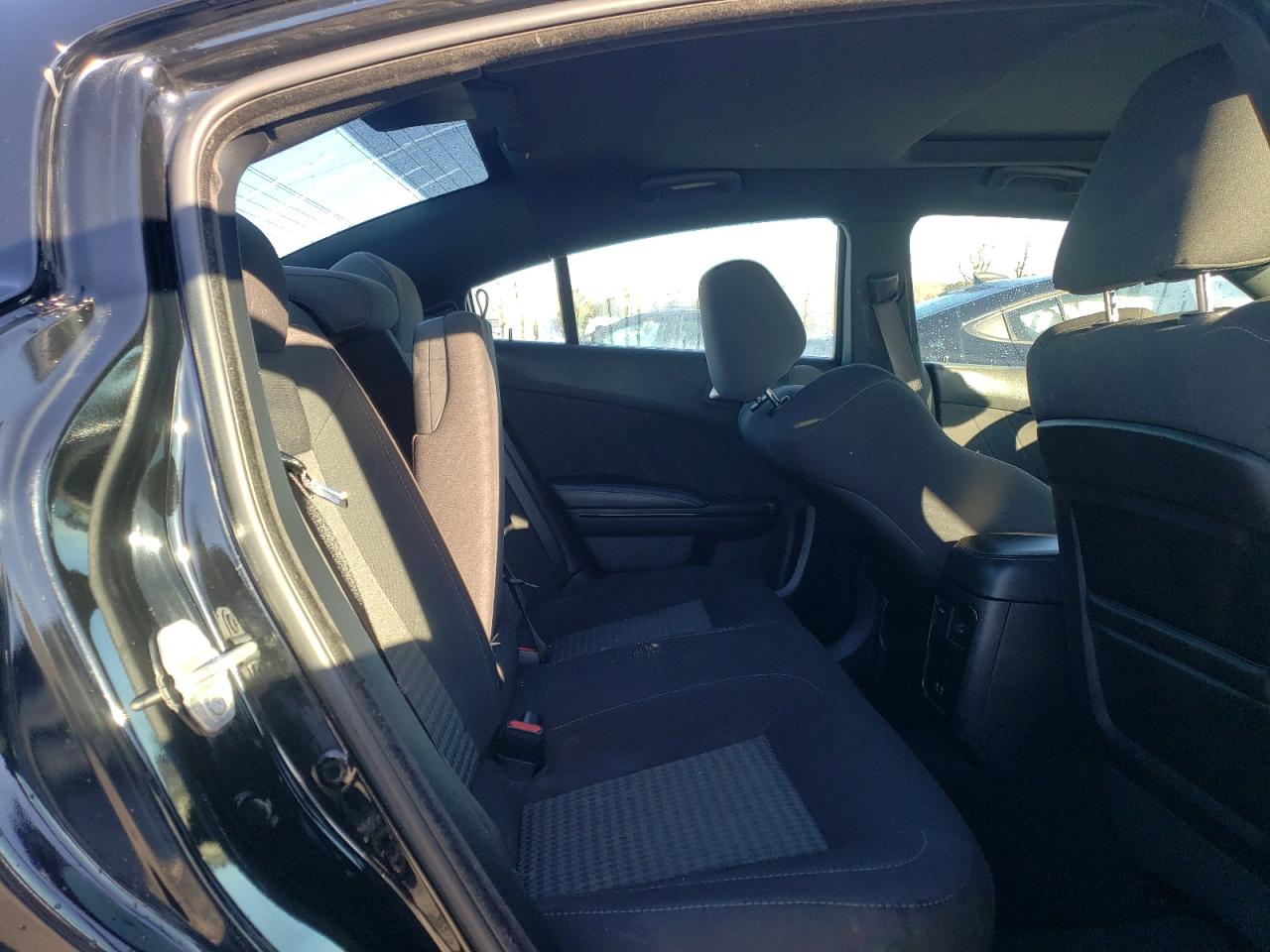 Photo 6 from auction – 2019 DODGE CHARGER R/ with VIN 2C3CDXCT8KH652836