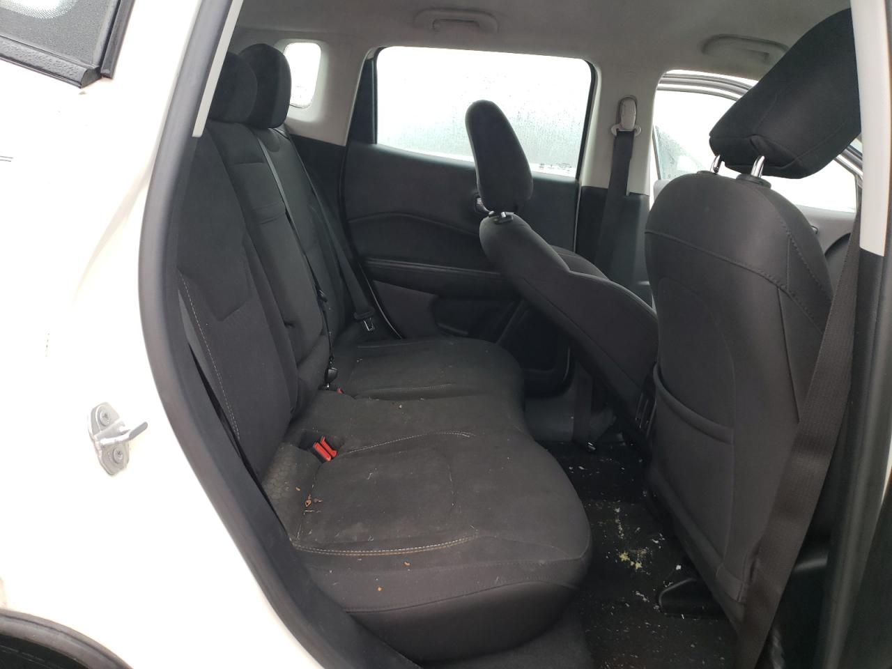 Photo 6 from auction – 2018 JEEP COMPASS SP with VIN 3C4NJCABXJT425315