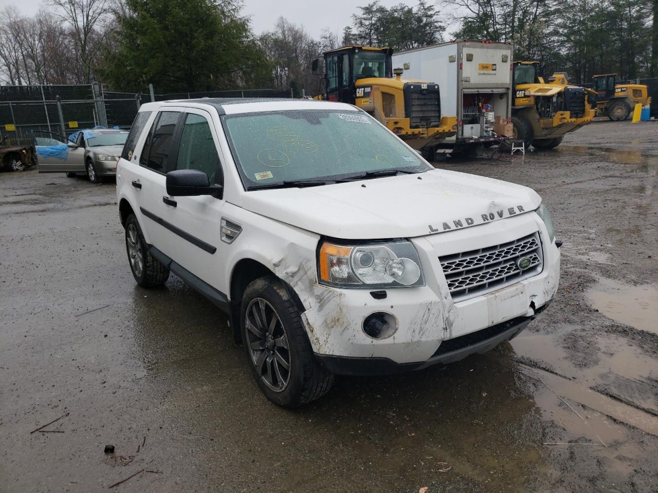 Photo 1 from auction – 2008 LAND ROVER LR2 SE TEC with VIN SALFS24N68H038862