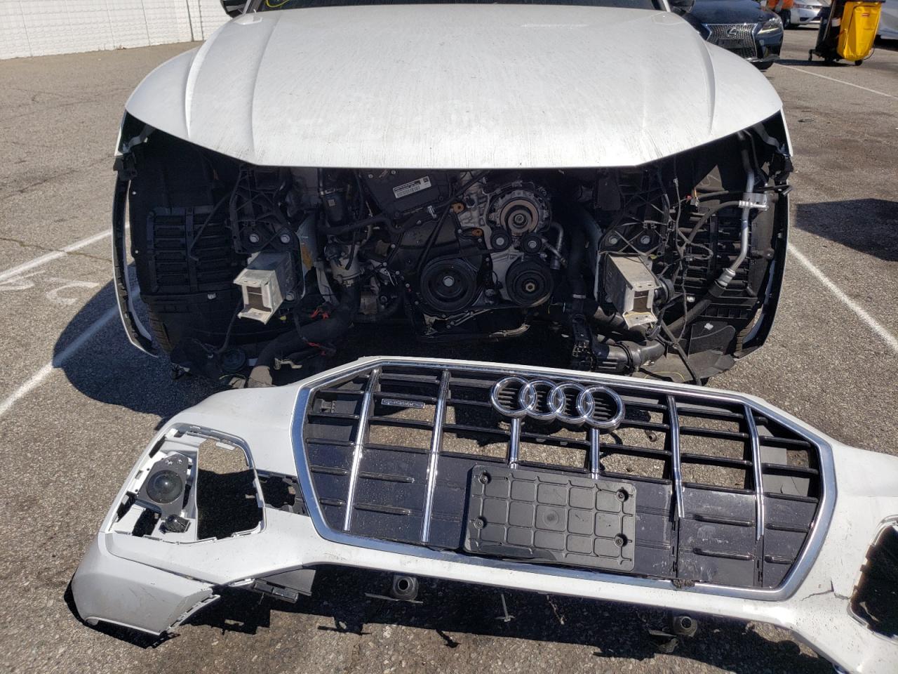 Photo 9 from auction – 2021 AUDI Q5 PREMIUM with VIN WA1AAAFY1M2009301
