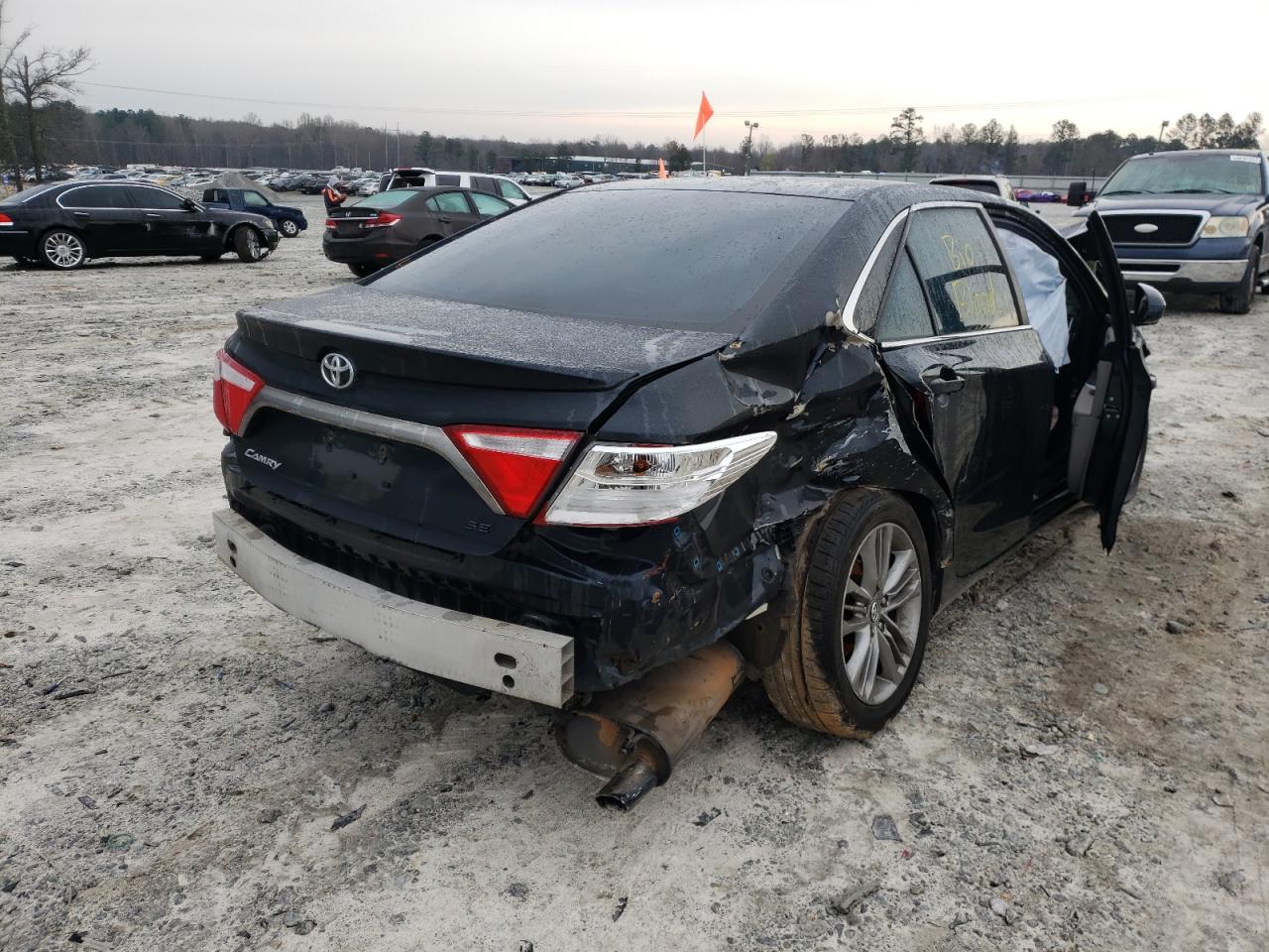 Photo 4 from auction – 2016 TOYOTA CAMRY LE with VIN 4T1BF1FK4GU570345