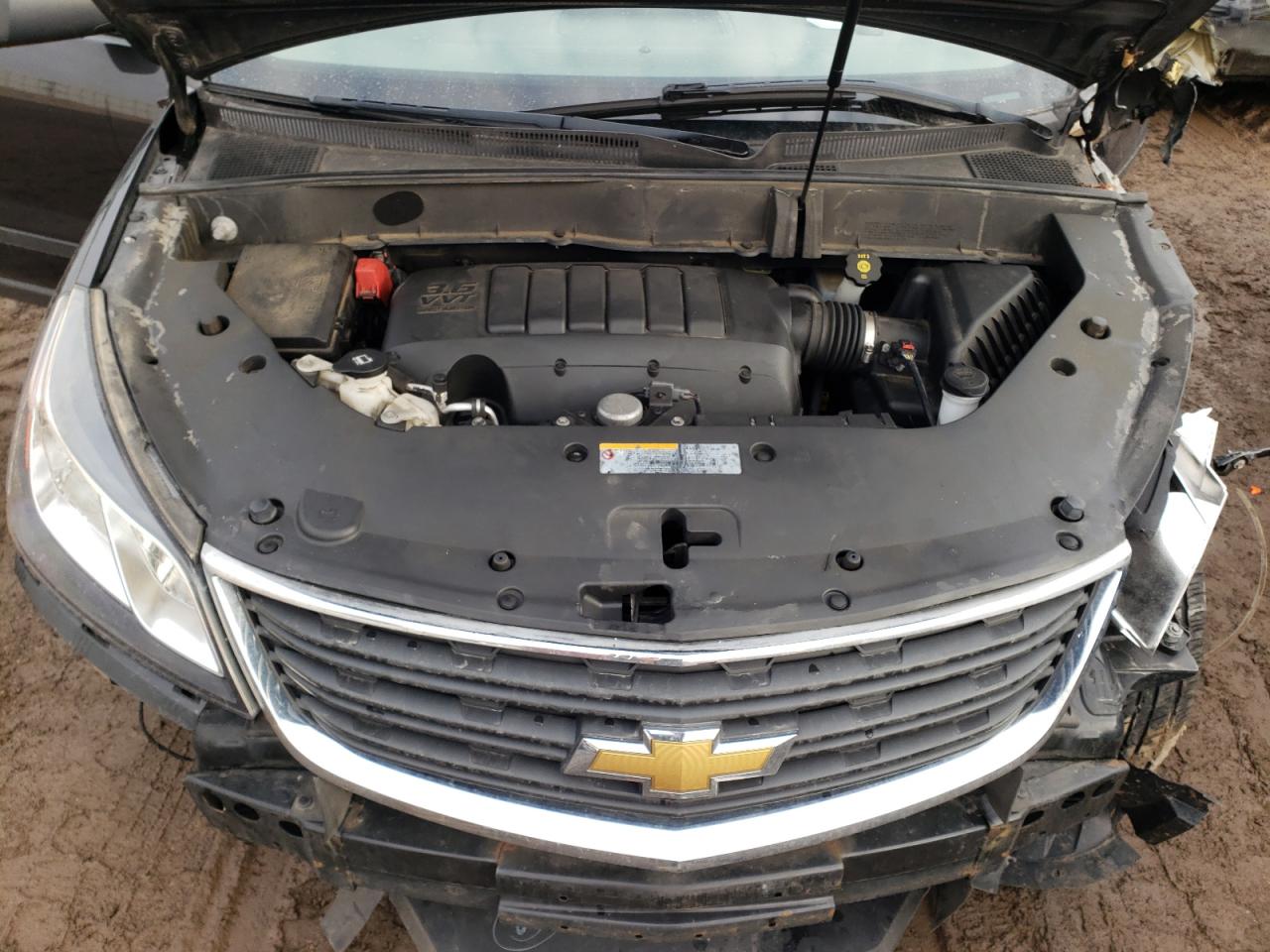 Photo 7 from auction – 2016 CHEVROLET TRAVERSE L with VIN 1GNKRFKD1GJ136862