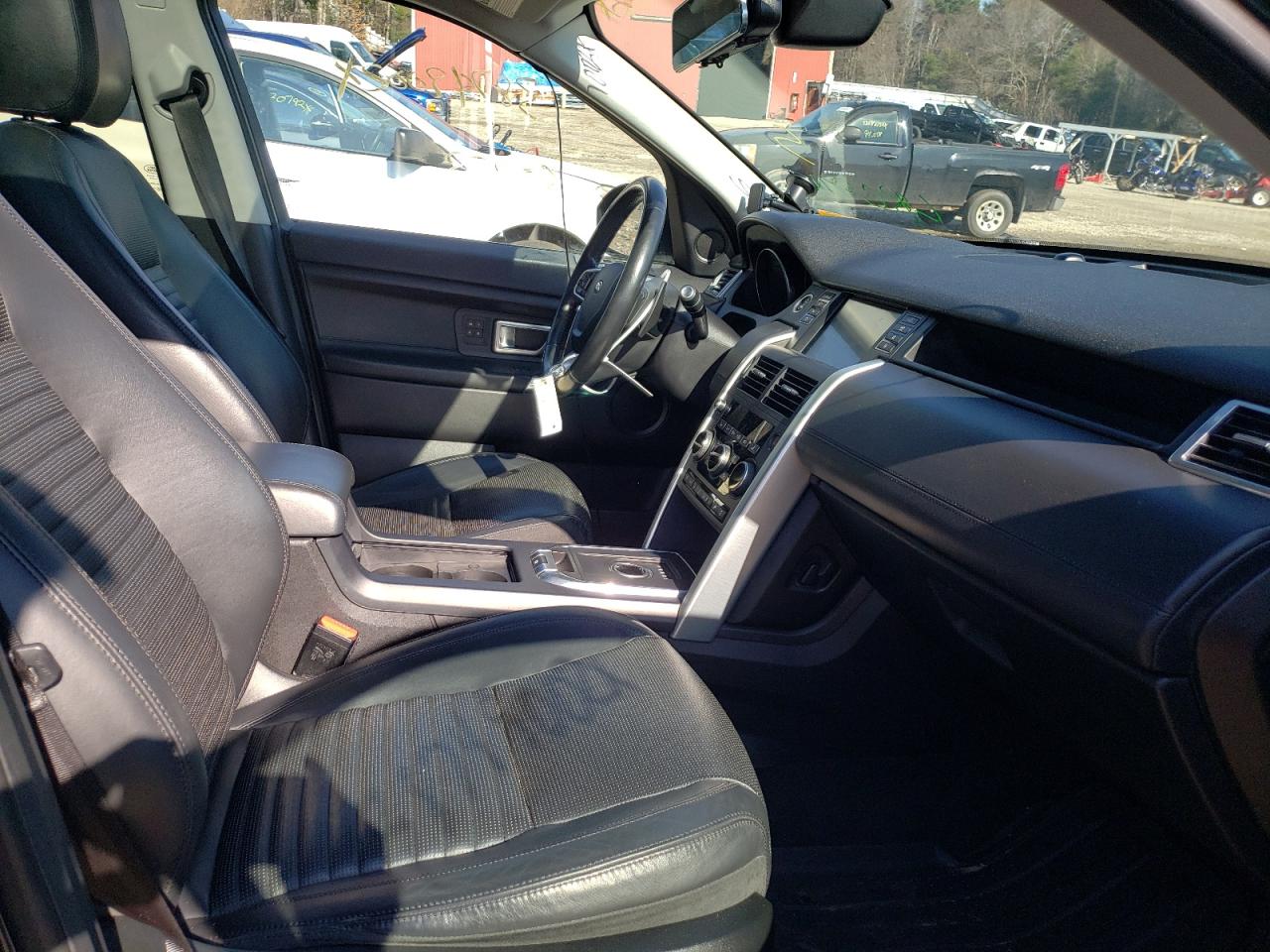 Photo 5 from auction – 2016 LAND ROVER DISCOVERY with VIN SALCT2BG6GH579574