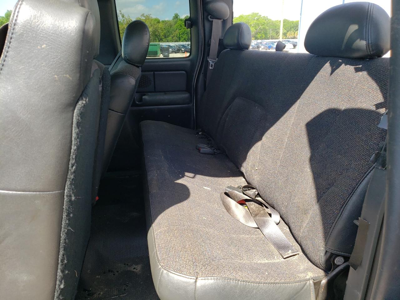 Photo 6 from auction – 2001 CHEVROLET SILVERADO with VIN 1GCHK29181E332034