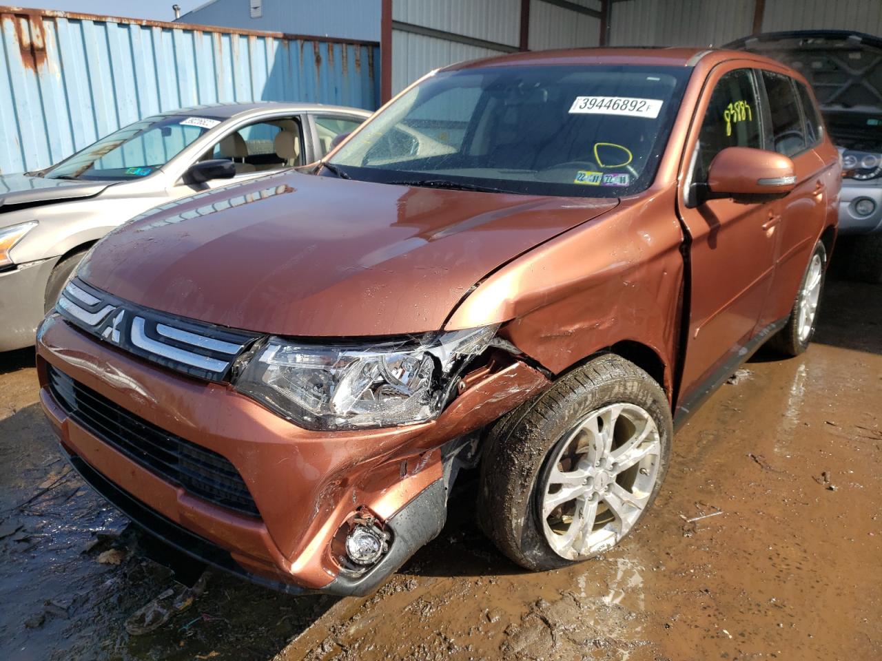Photo 2 from auction – 2014 MITSUBISHI OUTLANDER with VIN JA4AZ3A36EZ011635