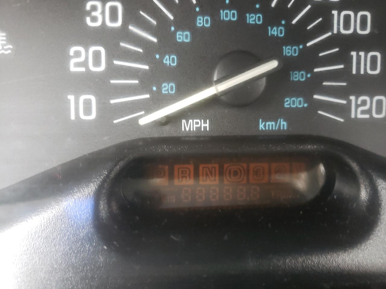 Photo 8 from auction – 2002 BUICK CENTURY CU with VIN 2G4WS52J921166446