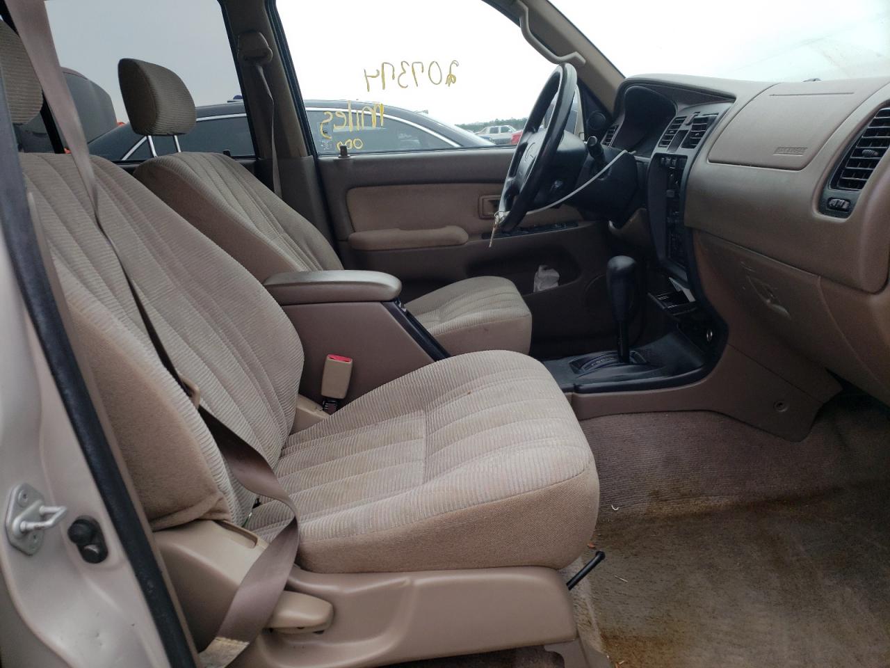 Photo 5 from auction – 2000 TOYOTA 4RUNNER SR with VIN JT3GN86R3Y0170387